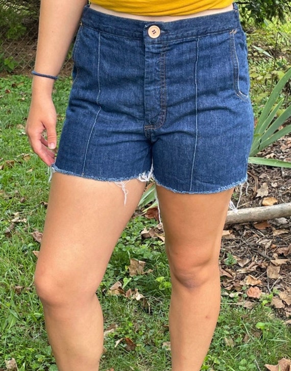 Vintage 1970’s jean cut off shorts - image 5