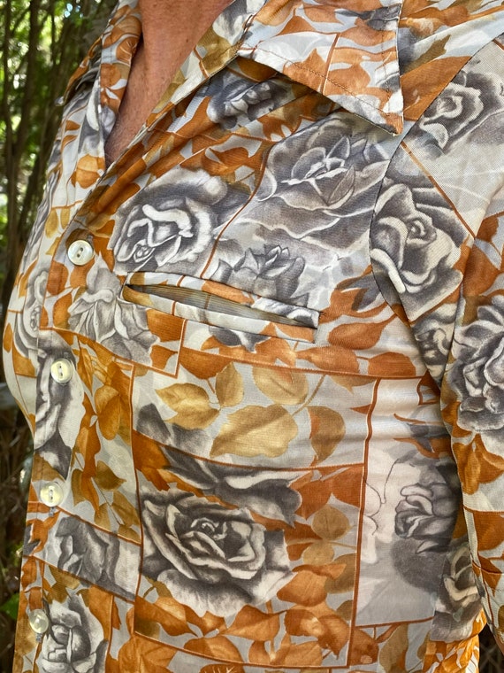 Gender neutral 70’s floral button down nylon dres… - image 8