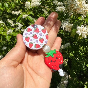 Cute Strawberry Badge Reel/ Cute Nurse Badge Reel/badge Clip