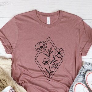 Camisa de flores silvestres, camisa floral, camisa botánica, camiseta de flores silvestres, camisa de flores, camisa amante de la naturaleza, camisas de dama, camisa de mujer