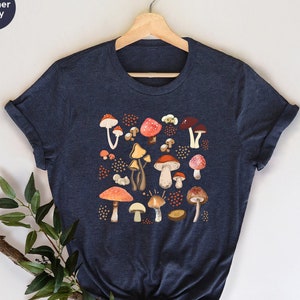 Aesthetic Mushroom Shirt, Magic Mushroom Shirt, Botanical Shirt, Mushroom Shirt, Cottagecore Shirt, Nature Lover Mushroom Tee, Fungus Shirt