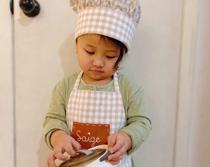 Kids gingham chef hat. Play kitchen accessories. Toddler birthday gift. Little chef imaginative play. Mommy and me matching accessories.