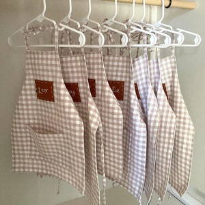 NEW COLORS Personalized hand-embroidered name HANDMADE apron for kids and babies, Customized birthday gift for children Beige gingham