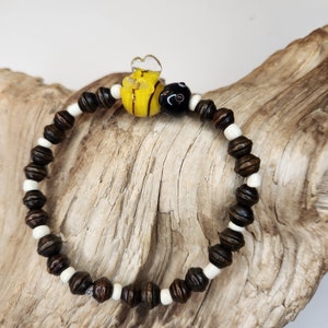 Handmade Boho Bracelet, Bumble Bee Bracelet, Gifts for her, Gifts for mom, Handmade Spring Gift