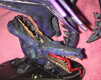 Venomous Shadow Dragon Mage Knight Titan D&D Figure