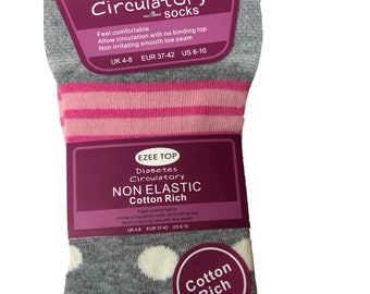6 pairs Ladie’s loose soft grip top comfort fit socks ** assorted designs **