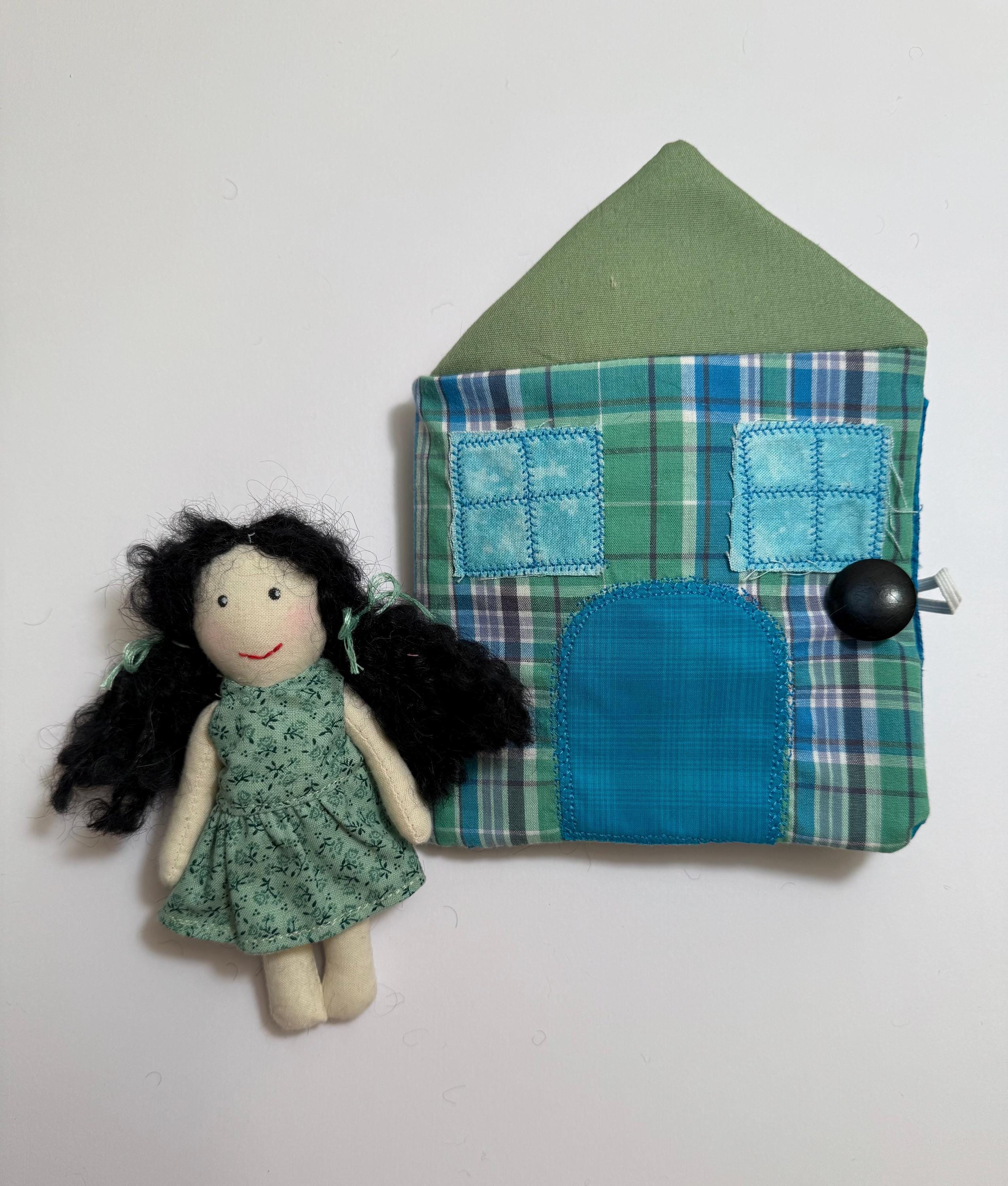 Pocket Dollhouse Book *CHOOSE YOUR DOLL*- Quiet Travel Toy