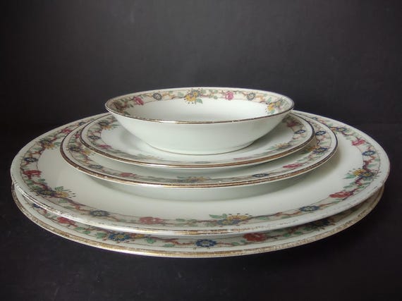 Depose Ahrenfeldt Limoges Dinner Dessert Bread Plate Pink Yellow Rose Gold (861)