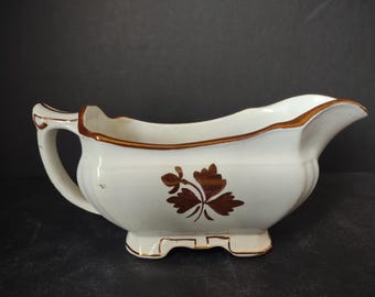 Vintage Meakin Royal Ironstone Tea Leaf Gravy Boat Brown Transferware [5963]