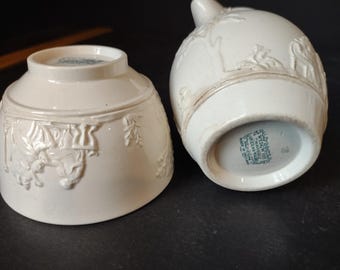 Vintage Wedgwood Embossed Queen's Ware Creamer Sugar Bowl Set England [6220]