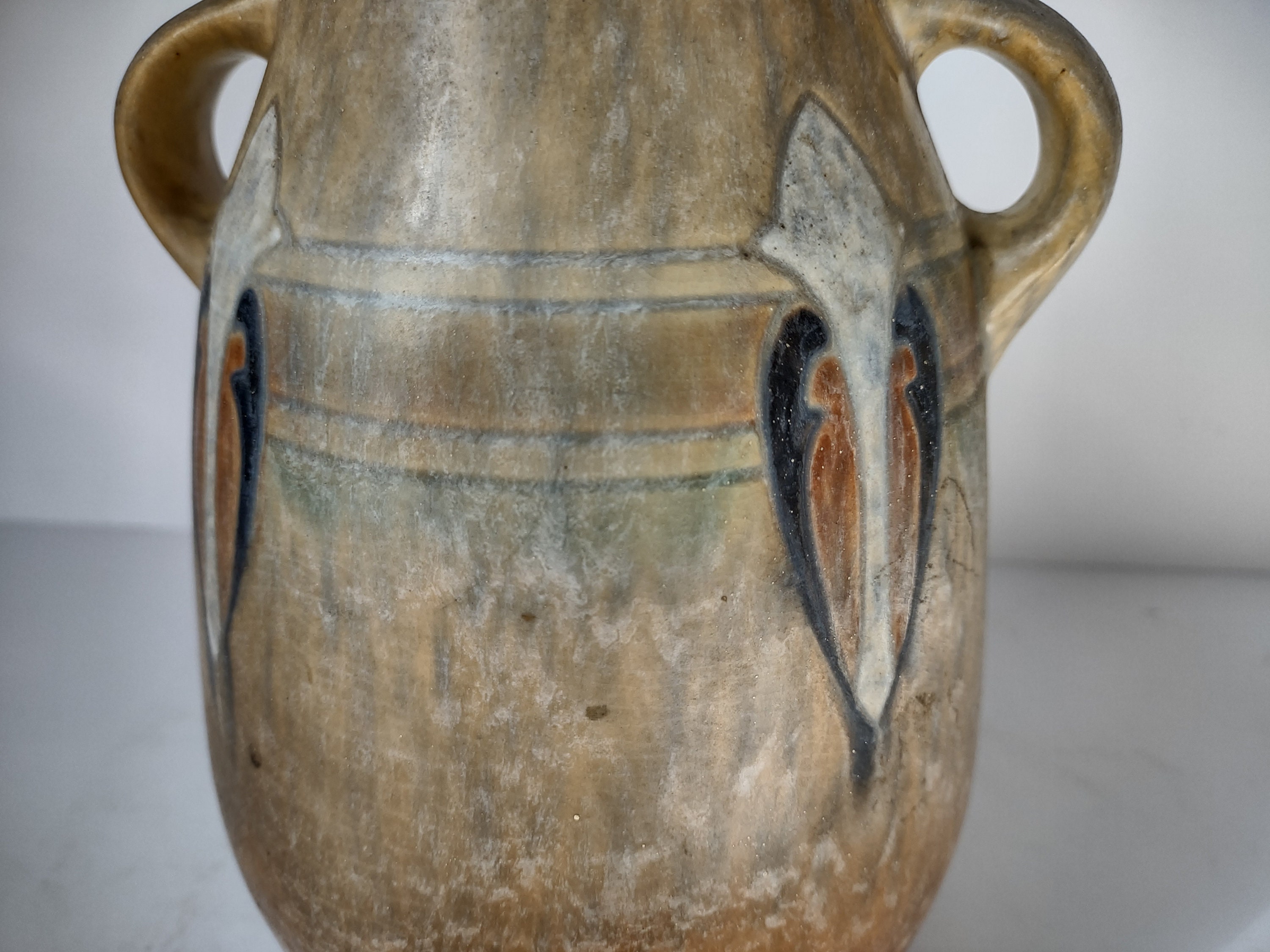 Roseville Ohio Vase Monticello Tan Pattern