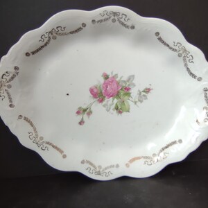 Vintage C P Dixie USA Serving Platter Cottagecore CRAZING Roses (lot 5799)