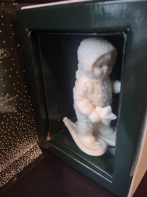 Snowbabies Winter Tales "A Special Delivery" (lot 1454)