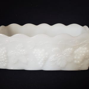Vintage Anchor Hocking Milk Glass Planter Grape Pattern Rectangle (lot 2217)