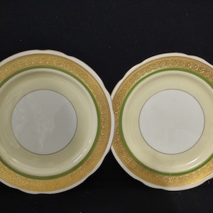 Set of 2 Gold Trim Coronet England Dinner Plate Bone China 10-1/2&quot; (Lot 316)