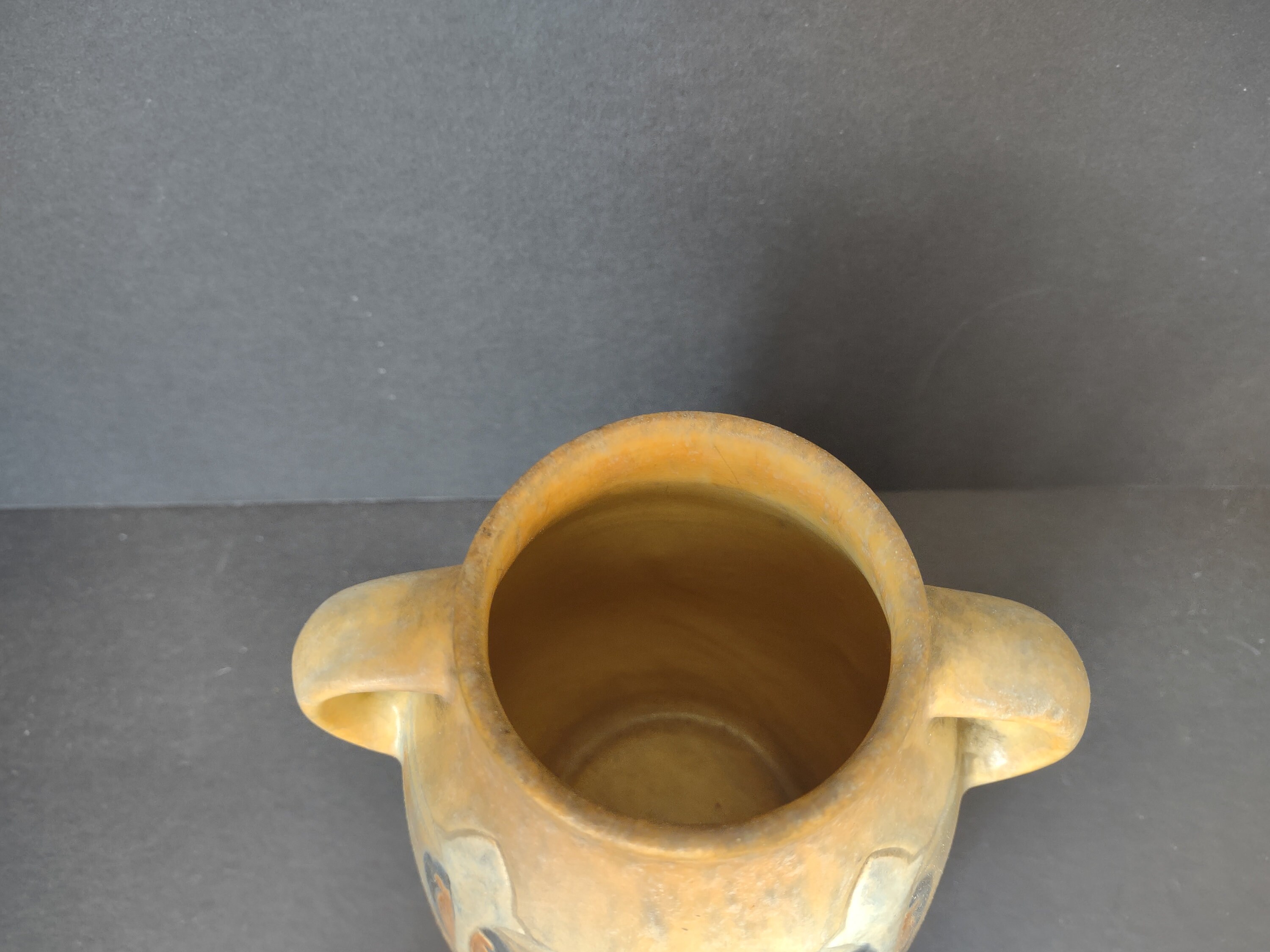 Roseville Ohio Vase Monticello Tan Pattern