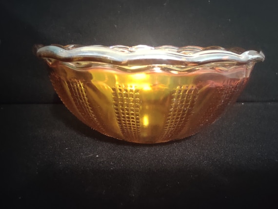 Vintage Collectible Carnival Glass Orange Amber Marigold Bowl 7-3/4" # 139