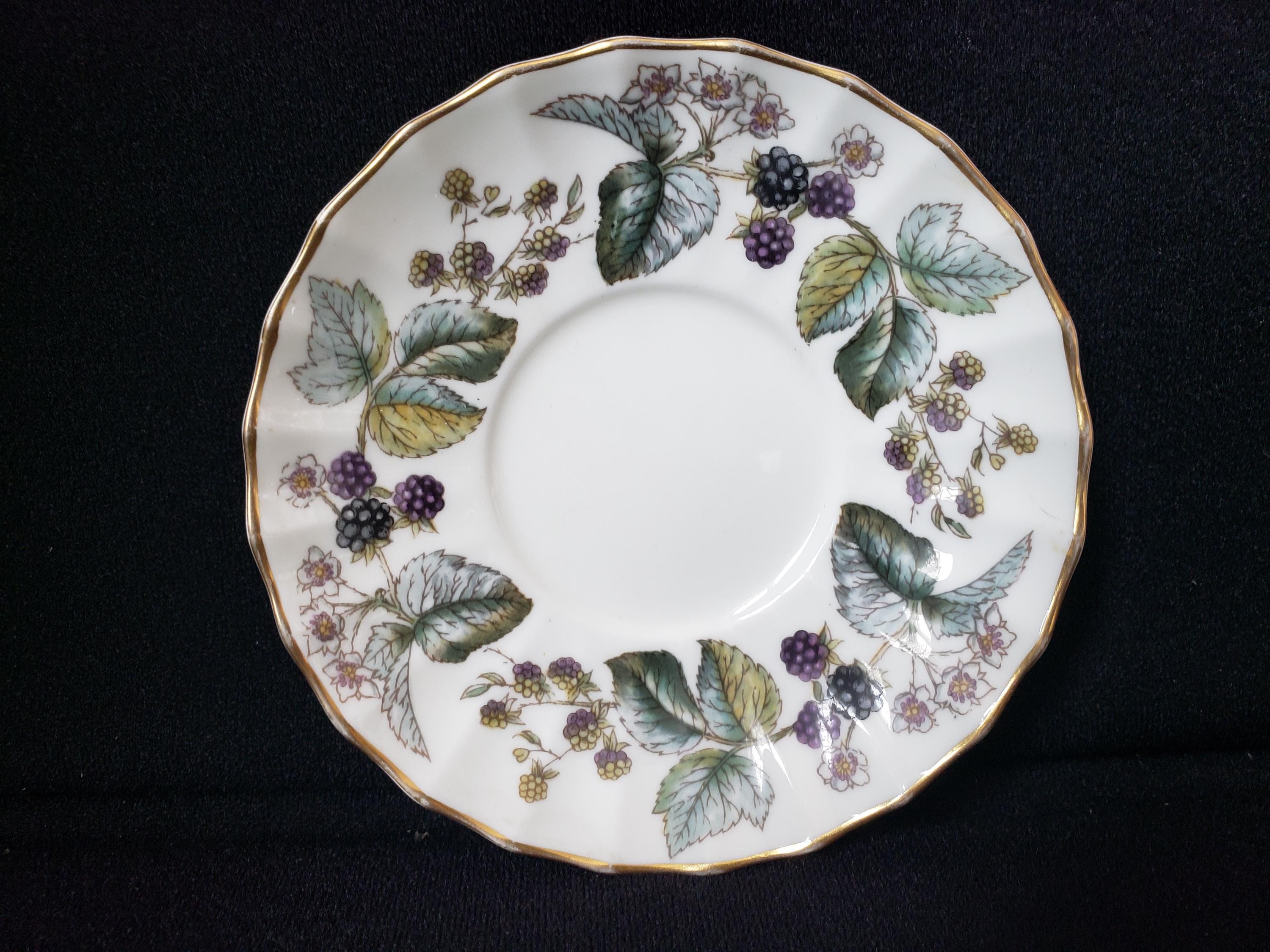 新品 英国製 WORCESTER【Lavinia】オーブン ディッシュ Royal Worcester, Lavinia (White Body, Bone) | Replacements, Ltd.