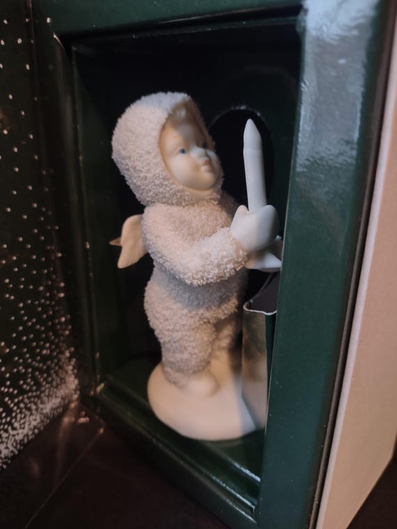 Vintage Christmas Snowbabies Winter Tales "Just One Little Candle" (lot 1447)