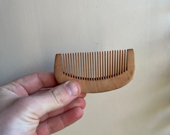 Boxwood Beard Comb: Vegan Beard Care for Him