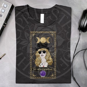 シスター・オブ・ザ・ムーン オリジナルデザイン タロットカード ユニセックス Tシャツ