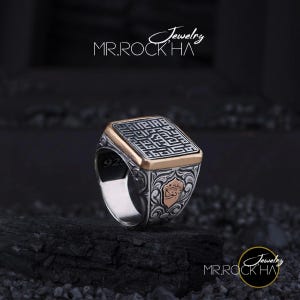 Anillo de plata de ley 925 para hombre con caja kufi cuadrada con la inscripción "Confianza en Alá". Iniciales personalizables, motivos grabados, tallado a mano.