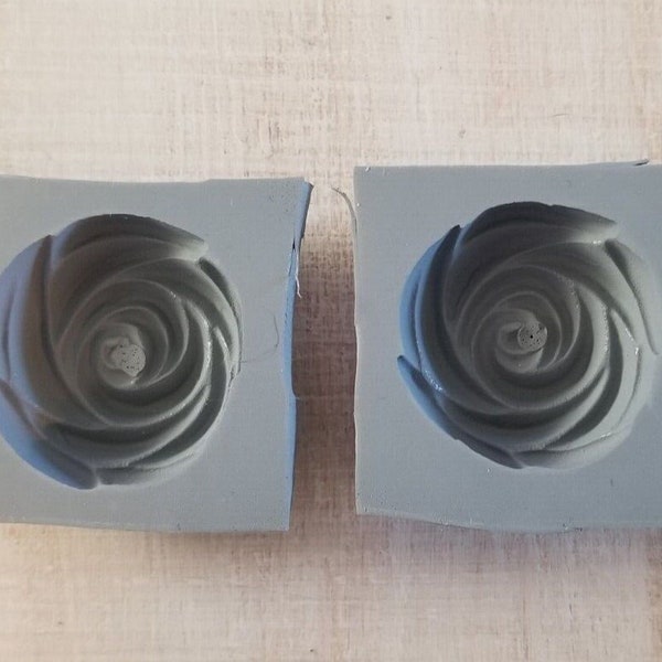 2*~ Rose Cream Cheese Mint Mold  RARE Floral Flower Vintage Rubber Gray Voorhees 1053  DIY Powdered Sugar 1 1/4" Wide. Fondant  Chocolate