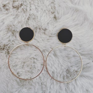 Hoop plugs