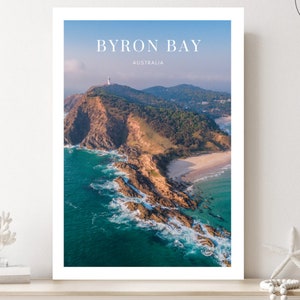 Póster con impresión de Byron Bay, impresión artística de Byron Bay, arte mural de Byron Bay, póster de Byron, impresión fotográfica, playa aérea, Australia, decoración del hogar estilo bohemio