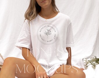 Bella Canvas 3001 Mockup. Bella Canvas weißes Shirt Mockup. Tshirt Mockup. Mockup Modell. Weißes Shirt Mockup. 3001 bella Canvas Mockup