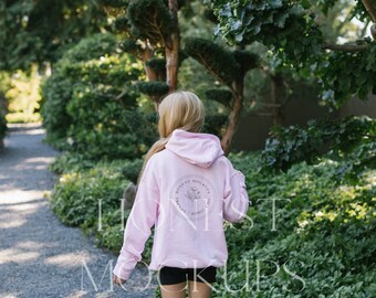 Maqueta de sudadera con capucha rosa para niños / Maqueta de modelo de sudadera con capucha / Gildan 18500B maqueta rosa para niños pequeños, maqueta de modelo para niños,