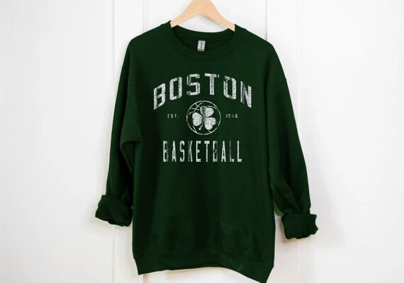 Boston Shamrock Fan Tee Distressed Basketball Green T-Shirt Boston Shamrock Fan Tee Distressed Basketball Green T-Shirt