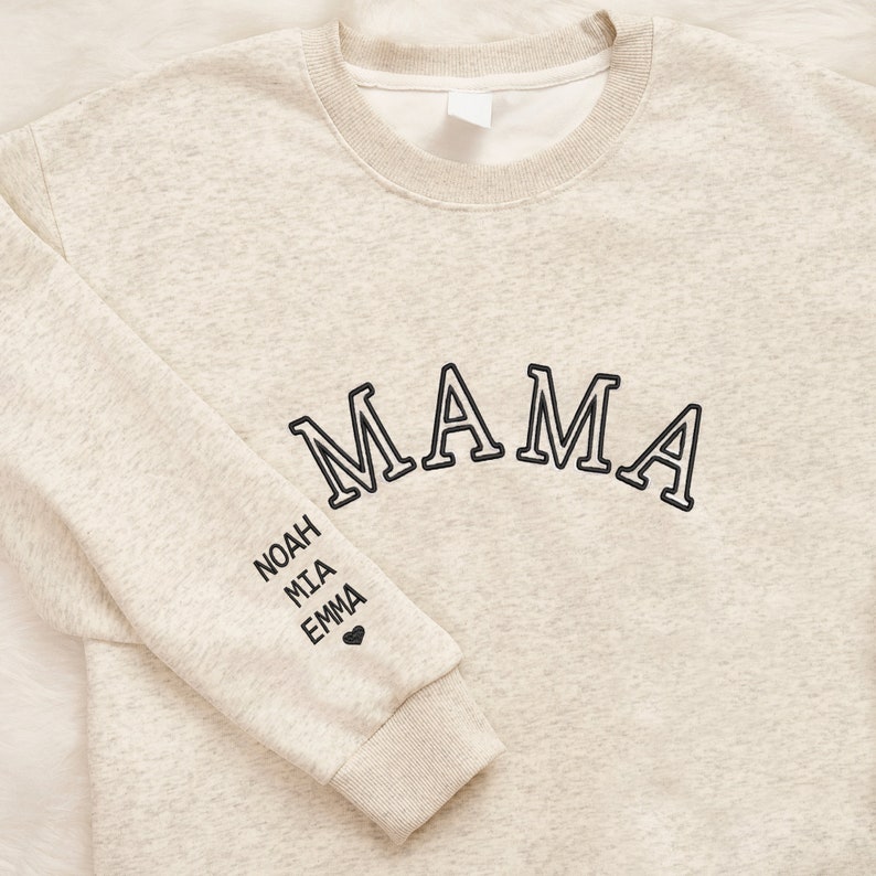 Aangepaste Mama geborduurd sweatshirt, gepersonaliseerd moedersweatshirt, verjaardagscadeau voor moeder, minimalistische coole moedertrui, Moederdagcadeau afbeelding 7