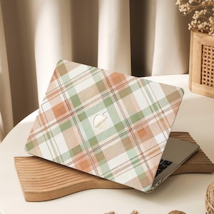 Lovely White Plaid Prints MacBook Case for MacBook Pro 16 15 Macbook Air 15 14 13 MacBook Retina 15 13 12 Laptop 2022 2021 2020 Cover Retro
