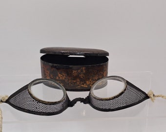 Rari occhiali antichi originali del 1840 Rail Road Cinder Goggles Steampunk Iron Mesh