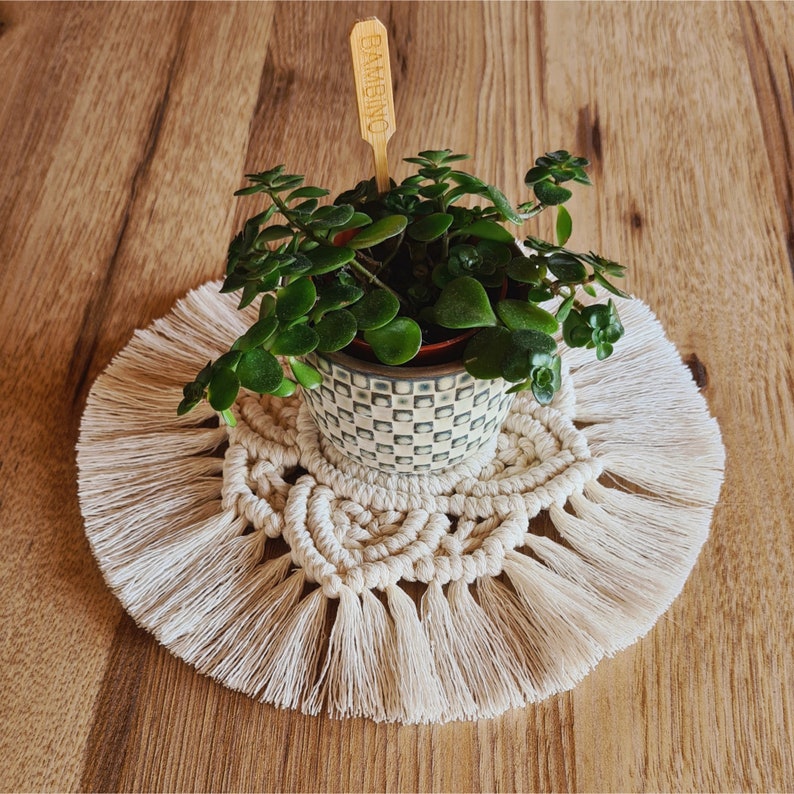 Handmade doily coaster decorative doily coaster natural white macrame table decoration home decoration cozy boho style decoration gift idea woman image 5