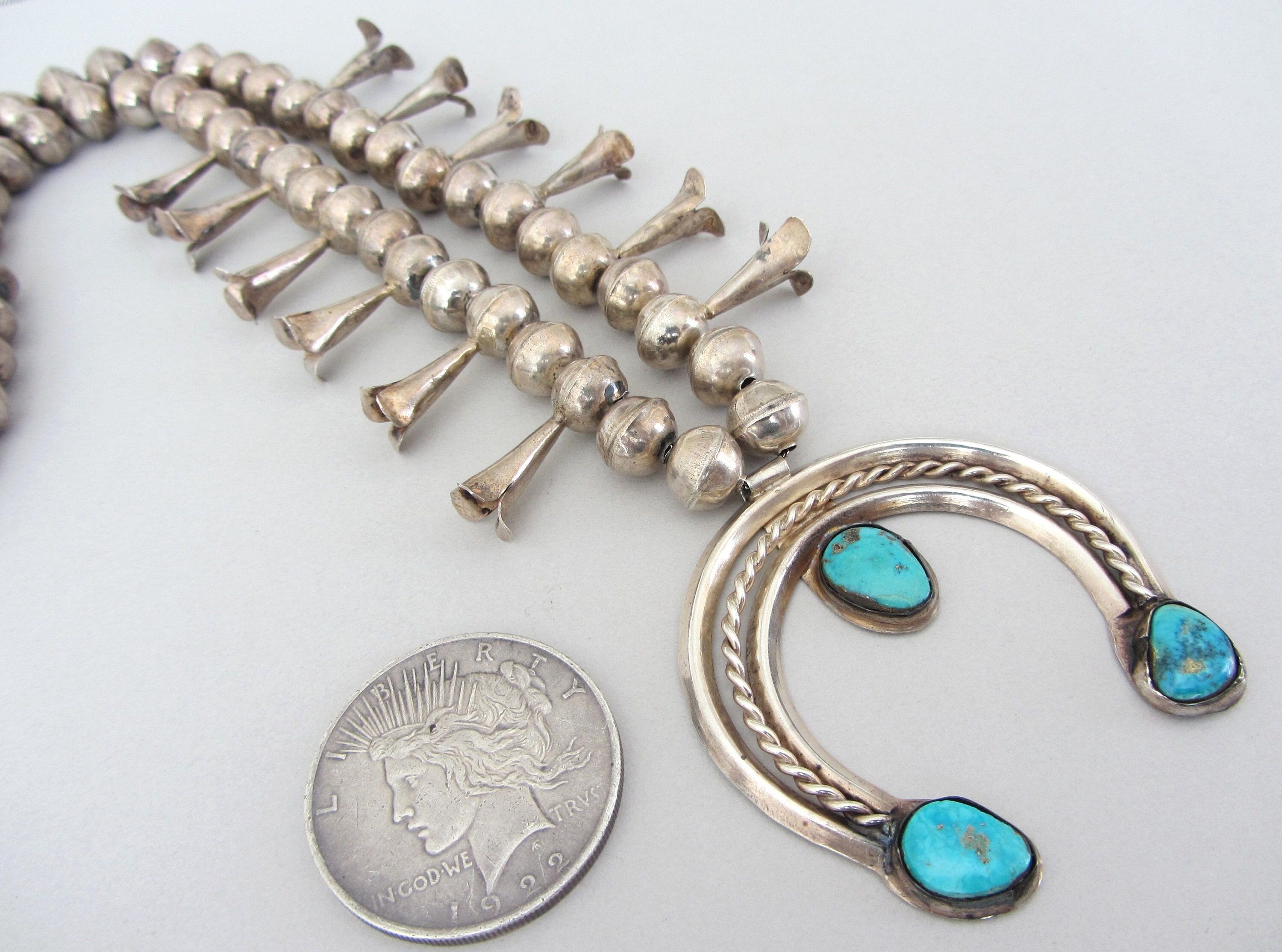 Vintage Navajo Azul Turquesa Naja 12mm Banco Abalorio Flor de Calabaza Plata de Ley 26.5" Collar