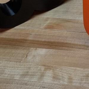 Letras de sinalização externa totalmente personalizadas, extra grossas (1,5 pol.). Qualquer fonte, tamanho ou cor! Nossas letras de sinalização externa 3D personalizadas causam impacto!