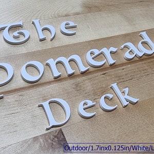 Letras de sinalização 3D totalmente personalizadas. Ao ar livre, 1/8 de polegada de espessura, qualquer fonte, tamanho ou cor! Nossas letras de sinalização 3D personalizadas de 1/8 de polegada causam impacto