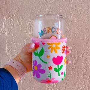 Floral coffee sleeve cozy - Waterproof cup holder- Spring Reusable drink cup sleeve- Hot or iced drinks hugger- Girly Colorful glass cover