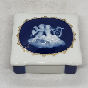 1920 Camille Tharaud French Limoges Hand Painted Gold Trim Trinket or Jewelry Box |