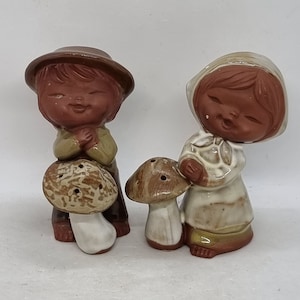 Pair of vintage ceramic figurine | Made in Japan |