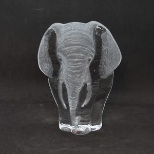 ヴィンテージ「Sea Glasbruk Kosta」シロクマのガラス置物