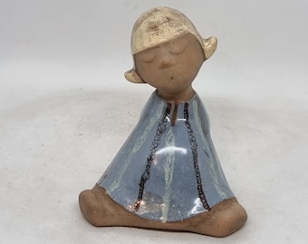 Vintage ceramic girl figurine | Made in Sweden |