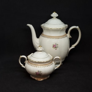 Vintage Rorstrand porcelain teapot and a sugar bowl | Made in Sweden |