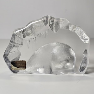 Collectible Mats Jonasson Lead Crystal Paperweight Sculpture &quot;Seal&quot; | Made in Sweden |