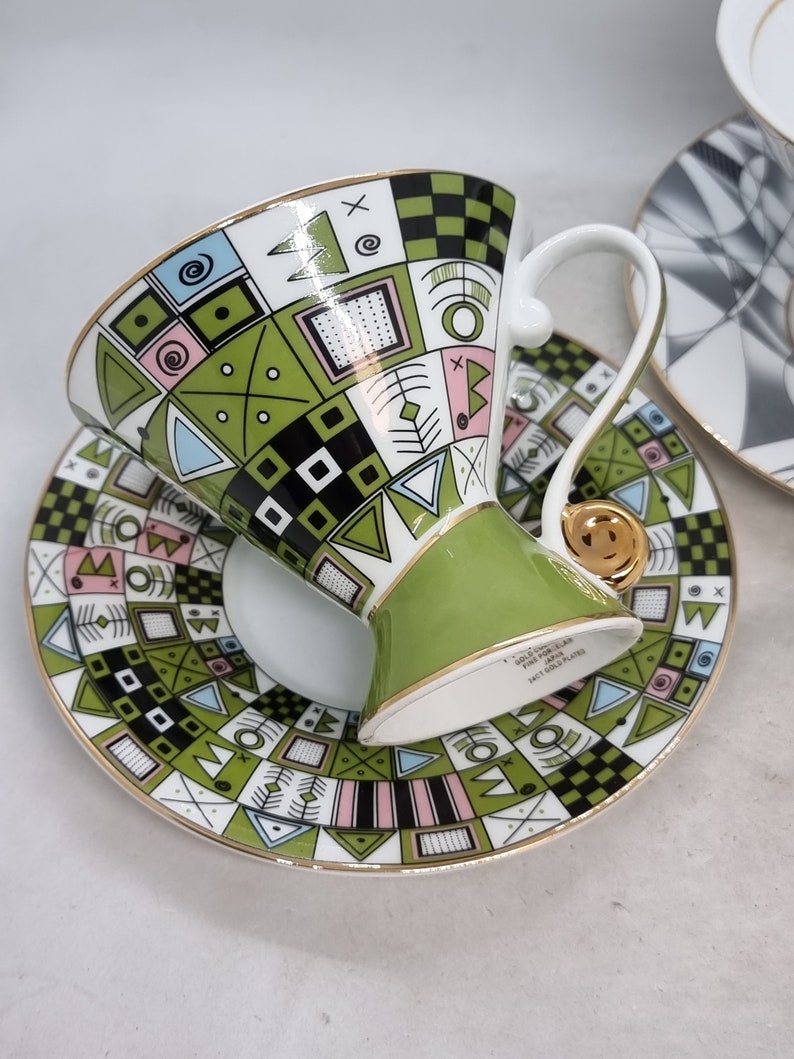 Vintage yamasen Gold Collection Fine Porcelain Cups and Saucers Japan ...
