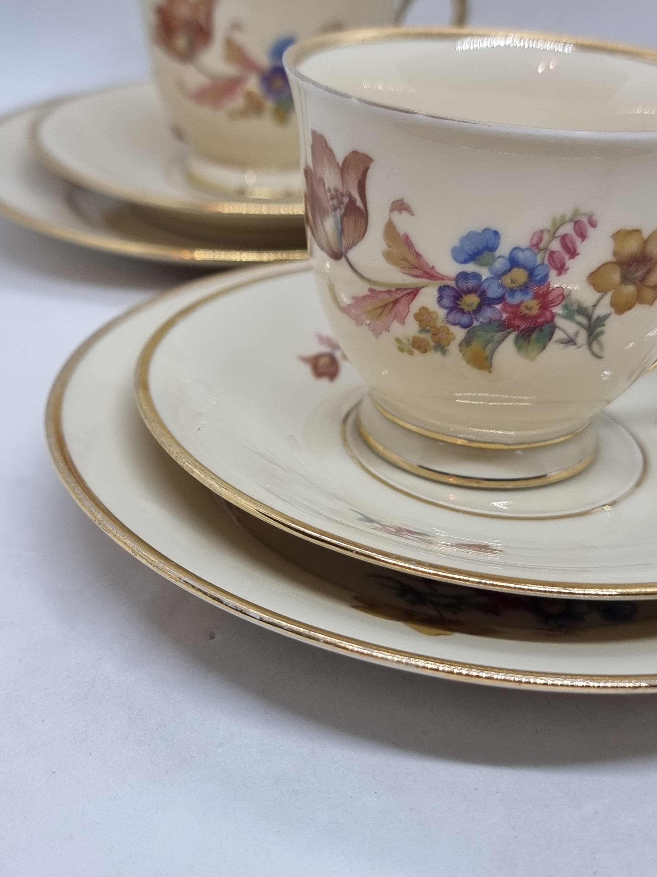 Vintage Kjøbenhavns Porcelains Maleri KPM Denmark Cups and Saucers
