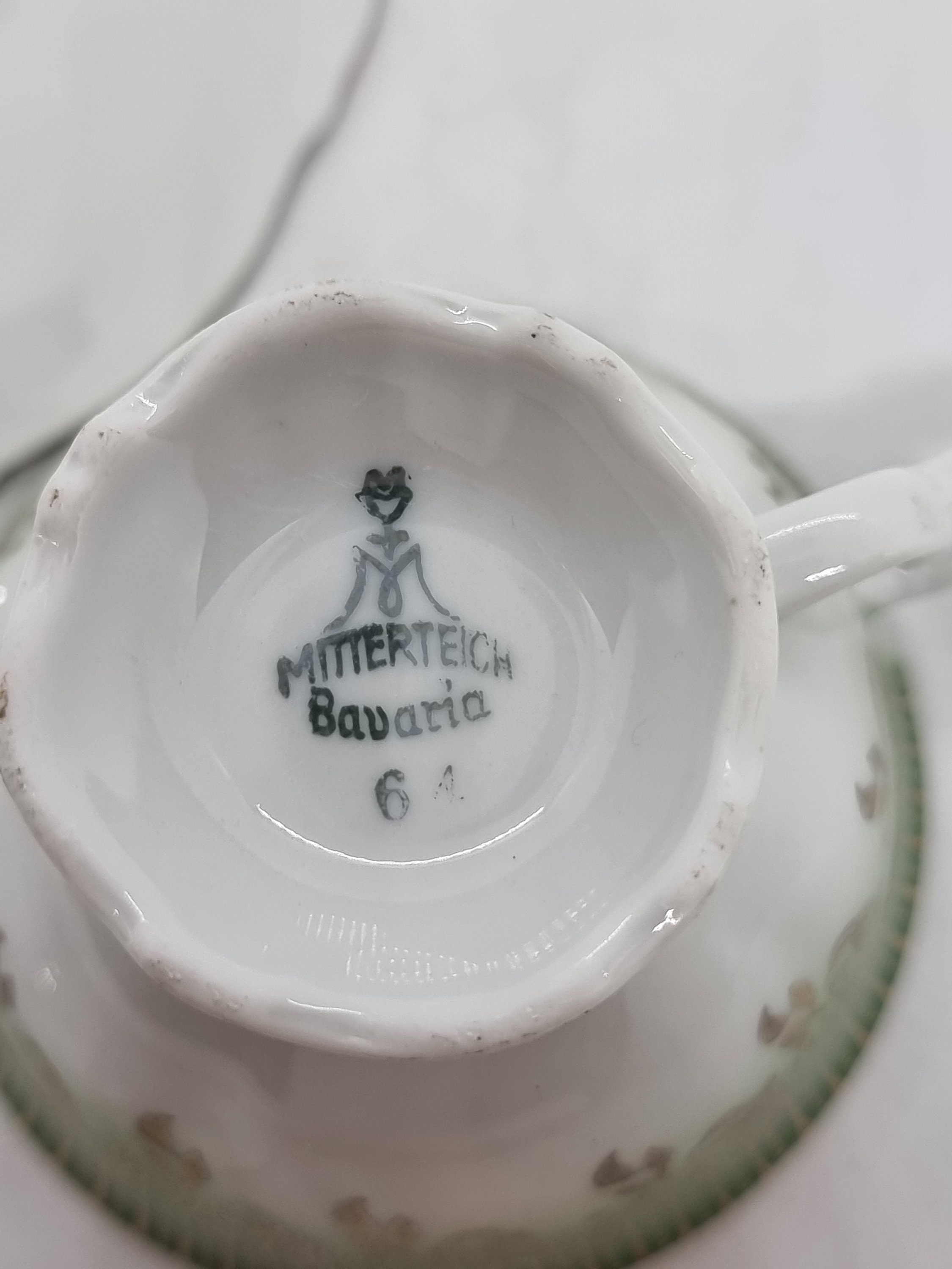 ヴィンテージ「MITTERTEICH BAVARIA」磁器ティーカップとソーサー 