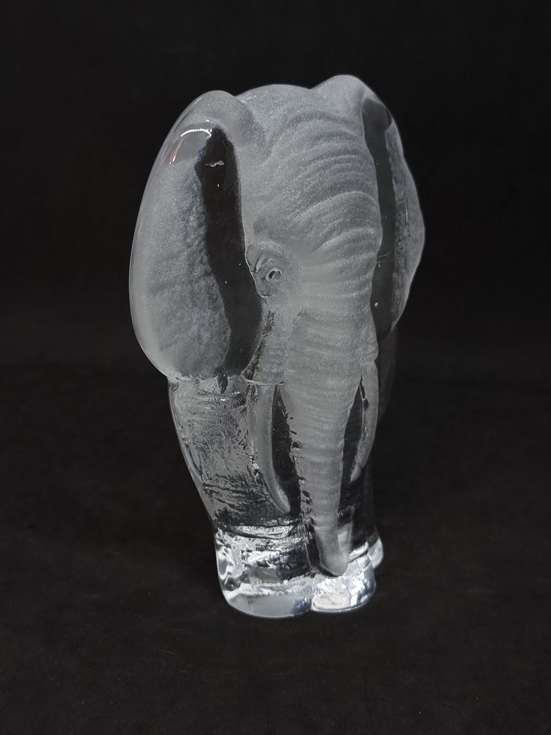 Collectible Mats Jonasson Lead Crystal Elephant Sculpture Etsy